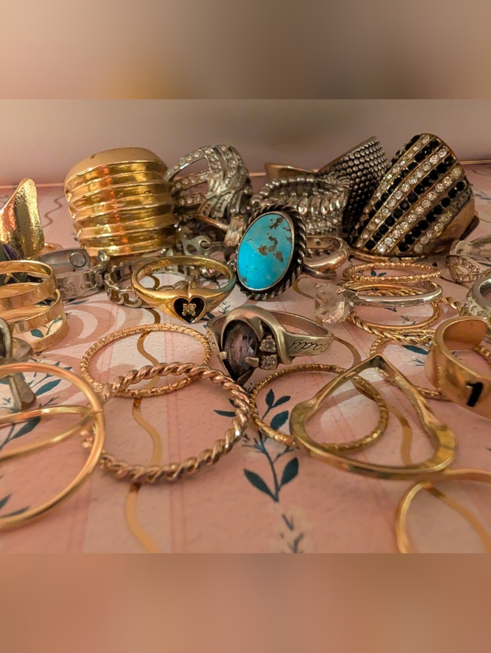 Ring Lot Vintage To Modern Assorted Styles - Picture 5 of 15